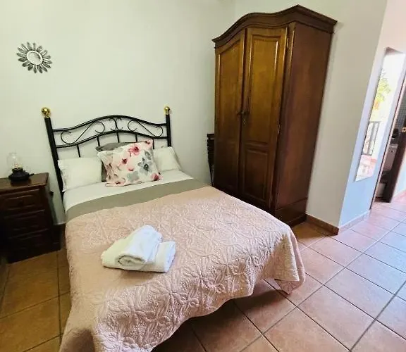 Puerto Del Emperador בית כפרי